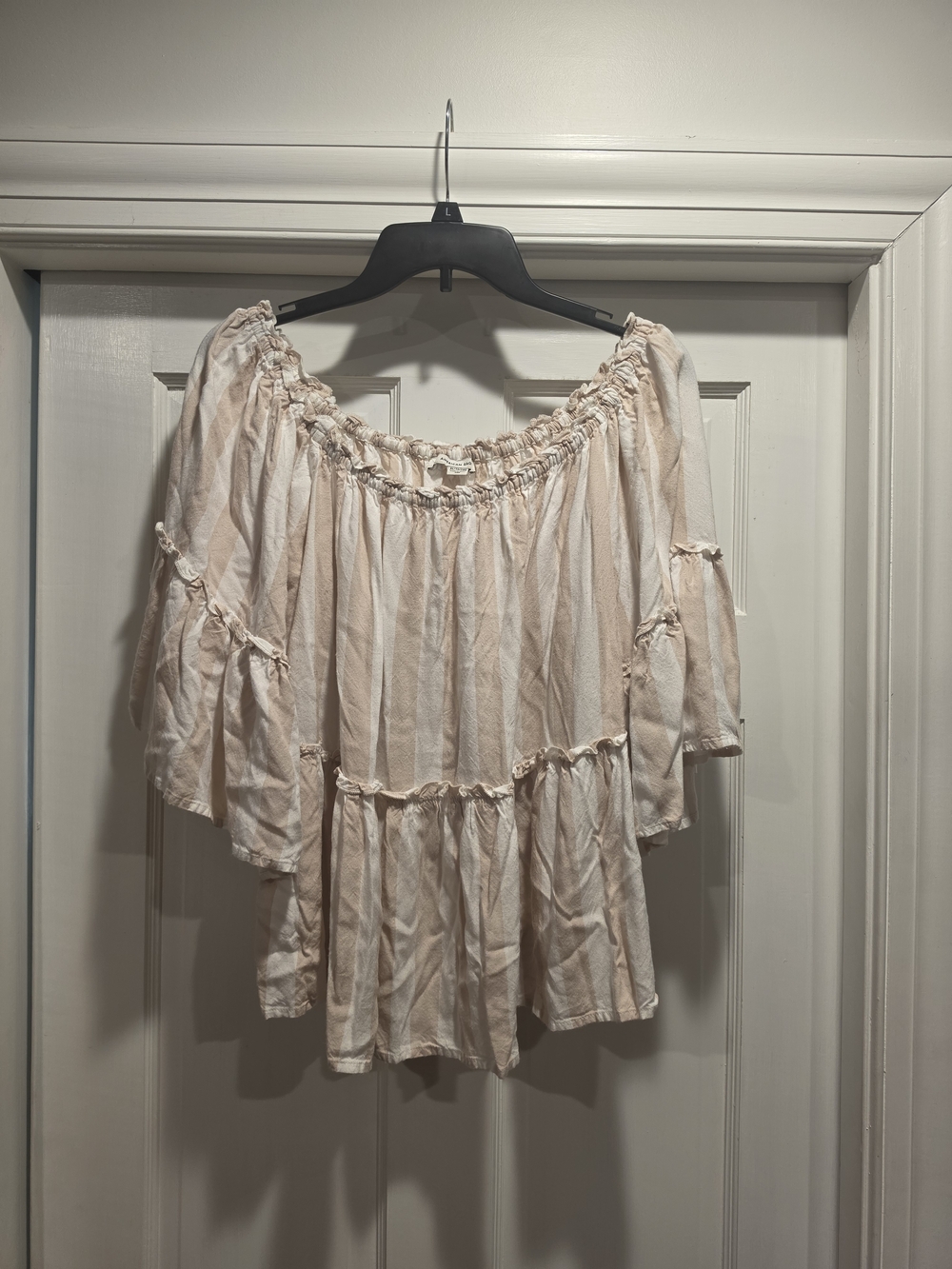 American Eagle Top Size XL